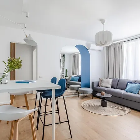 Апартаменты Ultracentral Atheneum *